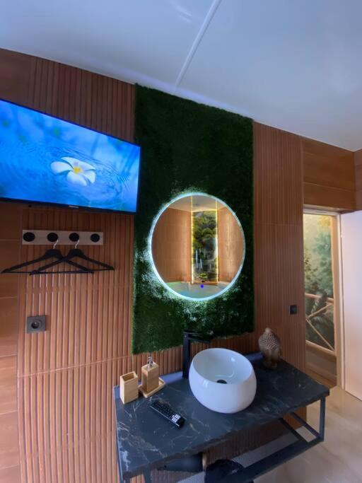 Esprit Bali ....Love Spa, Sauna De Luxe A Mulhouse Kültér fotó